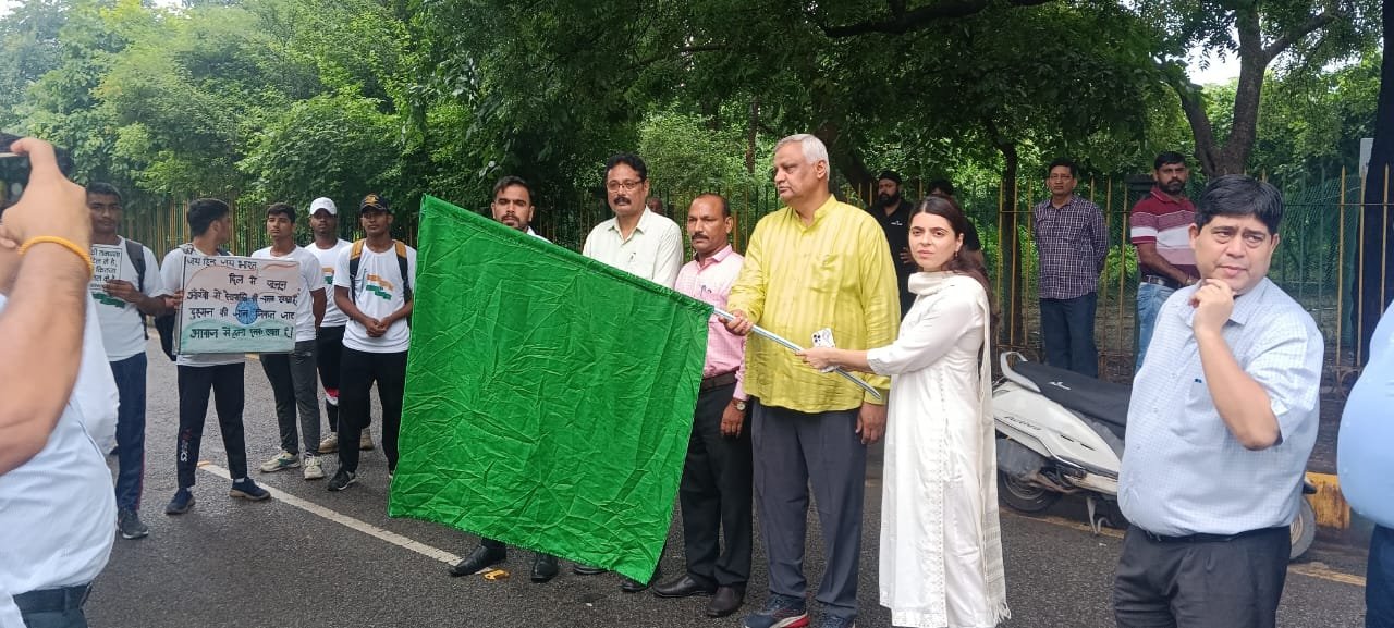 काकोरी ट्रेन एक्शन शताब्दी वर्षगांठ पर साइकिल तिरंगा रैली का शुभारंभ